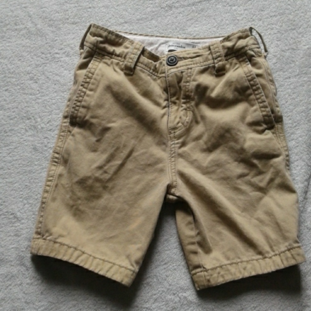 . 3/$25....Boys Abercrombie shorts